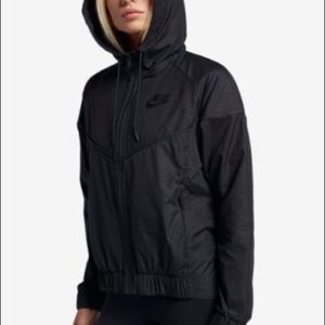 🖤Black Nike Windbreaker🖤